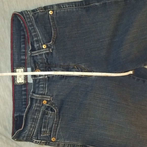 Levis perfectly slimming 512 capri - Picture 11 of 14